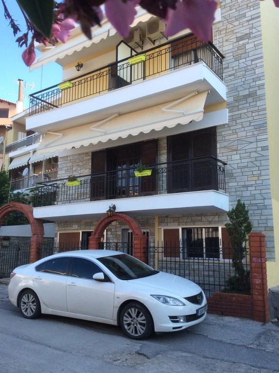 Natalie Apartments Неос-Мармарас Экстерьер фото